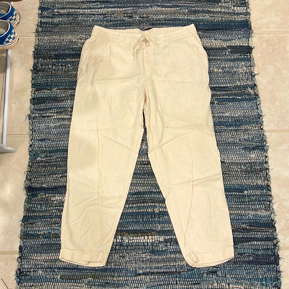 good condition old navy cream colored joggers